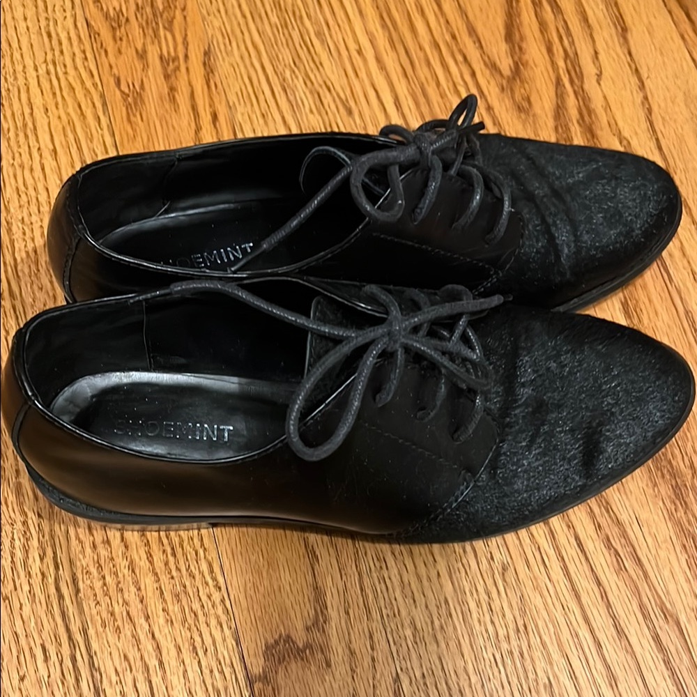 Shoemint Black Oxford Derbys Sleek Minimalist Design